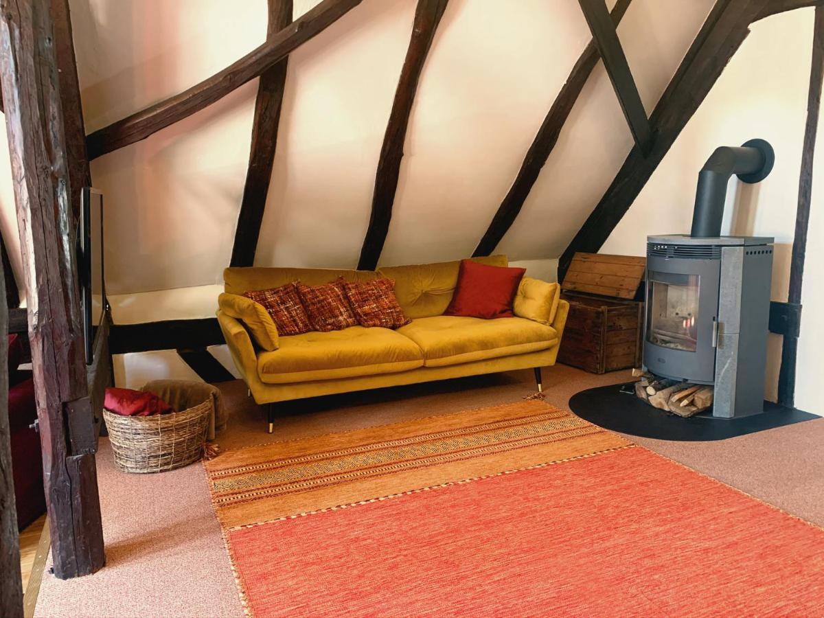 Historische Ferienwohnung Mit Kamin In Lich Exterior photo